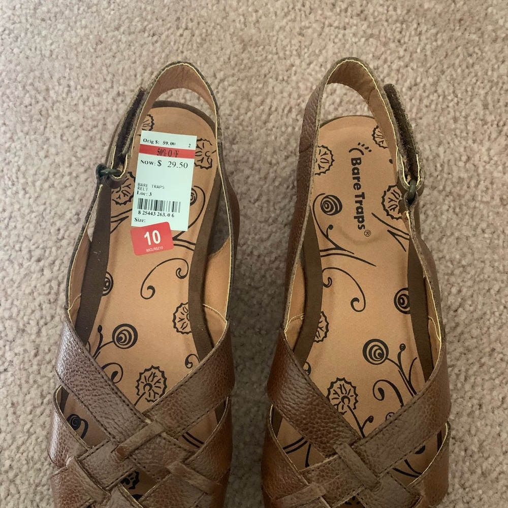 Bare traps size 10 shoes